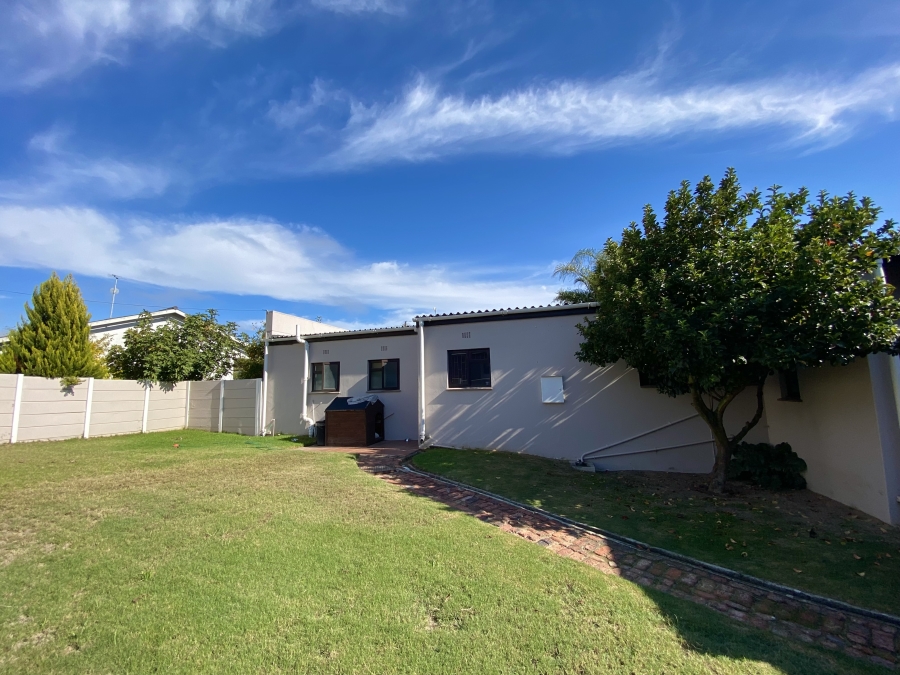 3 Bedroom Property for Sale in Hopefield Western Cape